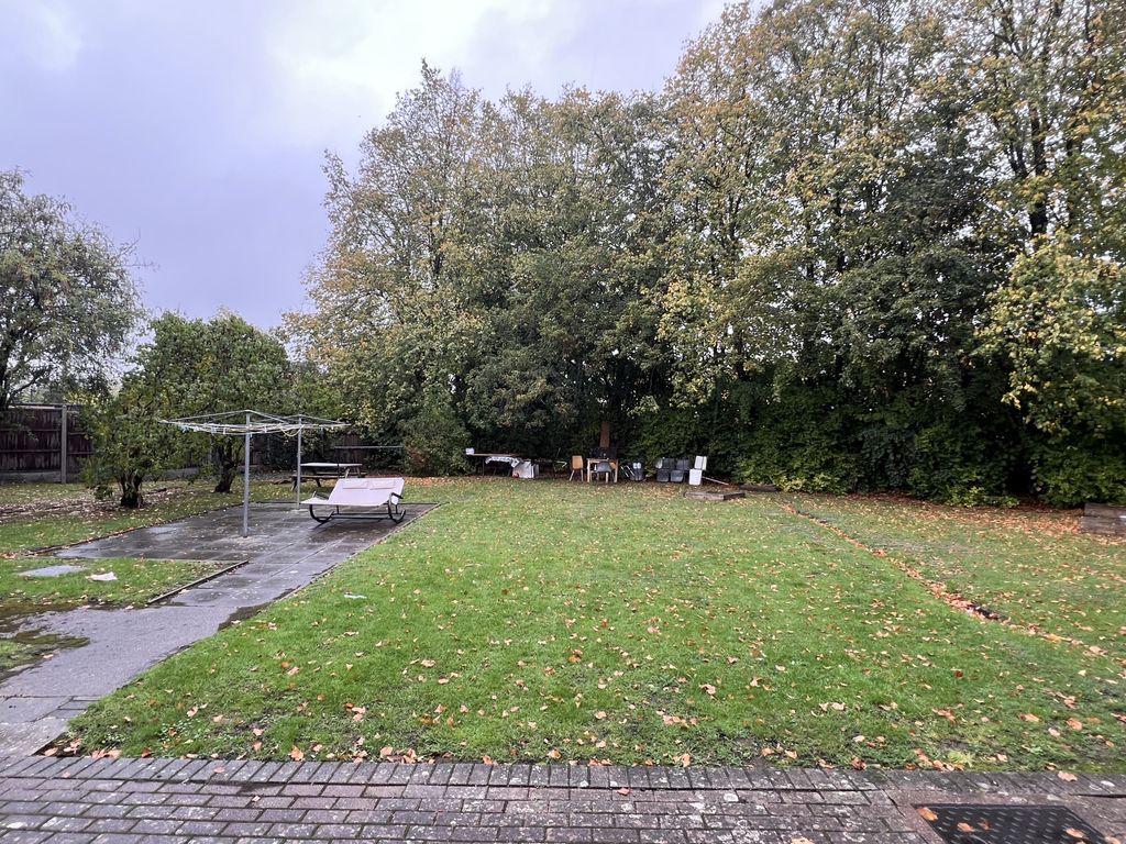 Property photo 2 of 2