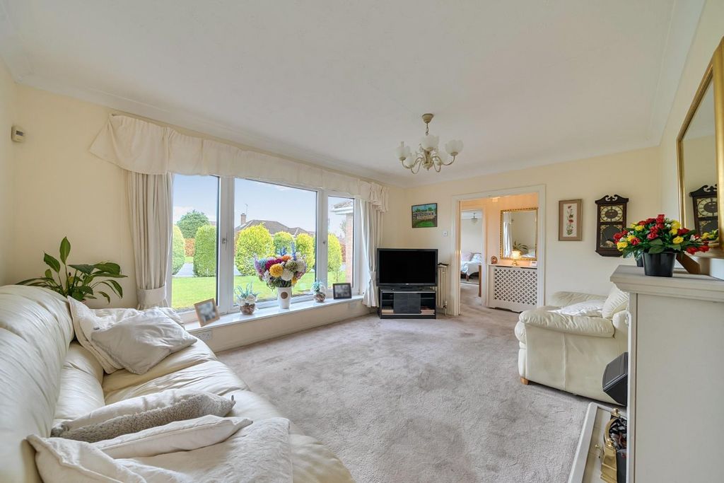 Property photo 3 of 17 Lounge 1.Jpg