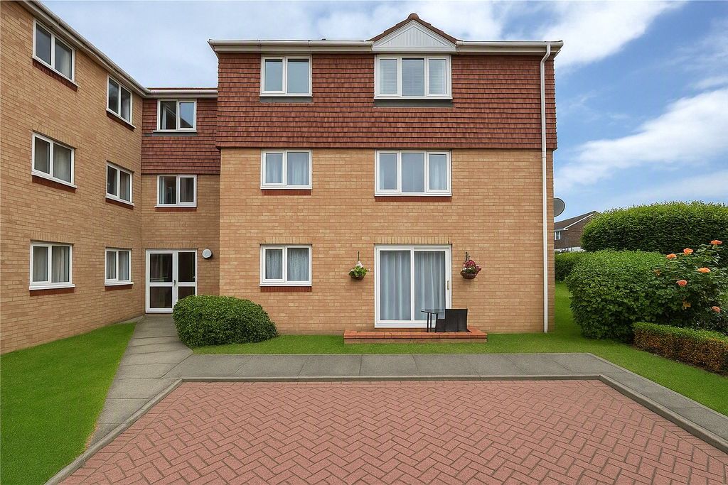 Property photo 1 of 17 Picture No. 63