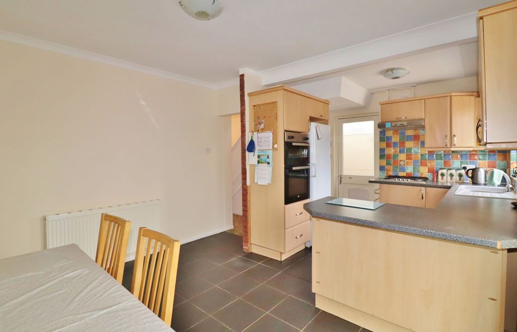 Property photo 3 of 13