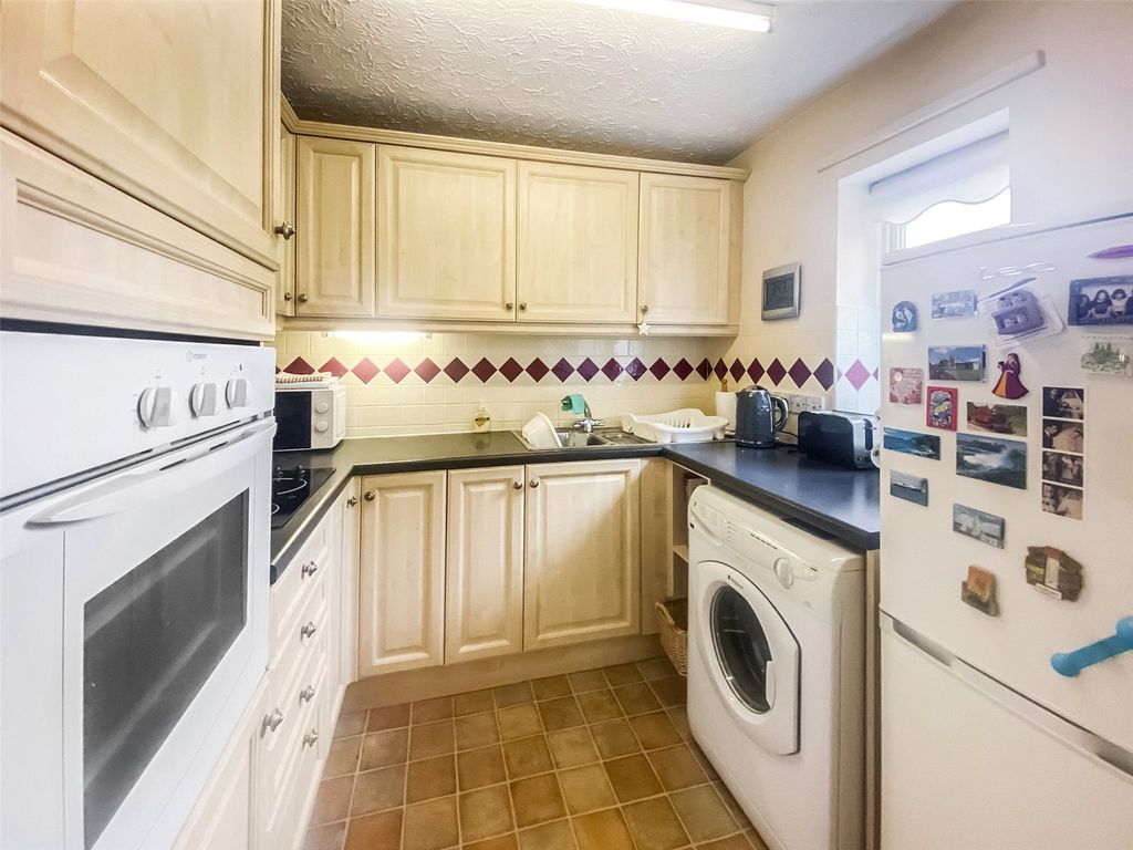 Property photo 2 of 9 Picture No. 06