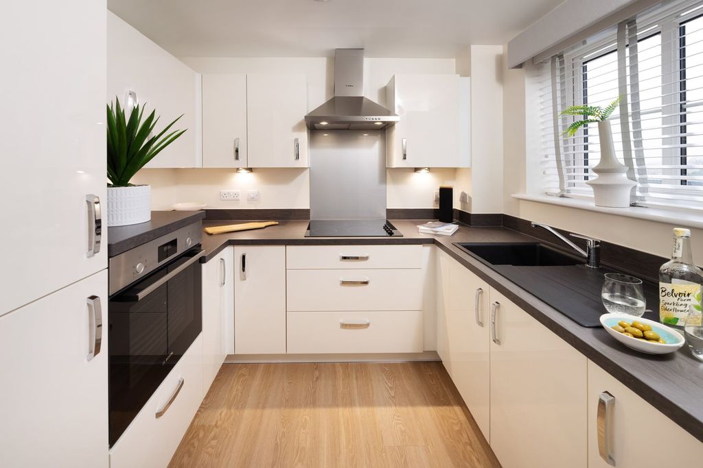 Property photo 3 of 9