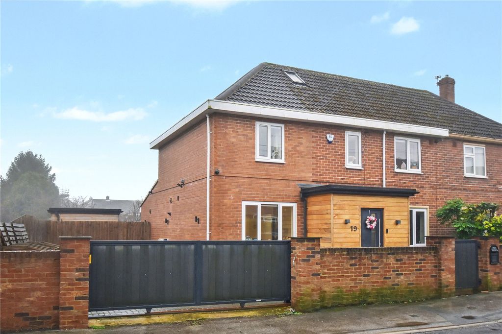 Property photo 1 of 23 Picture No. 26