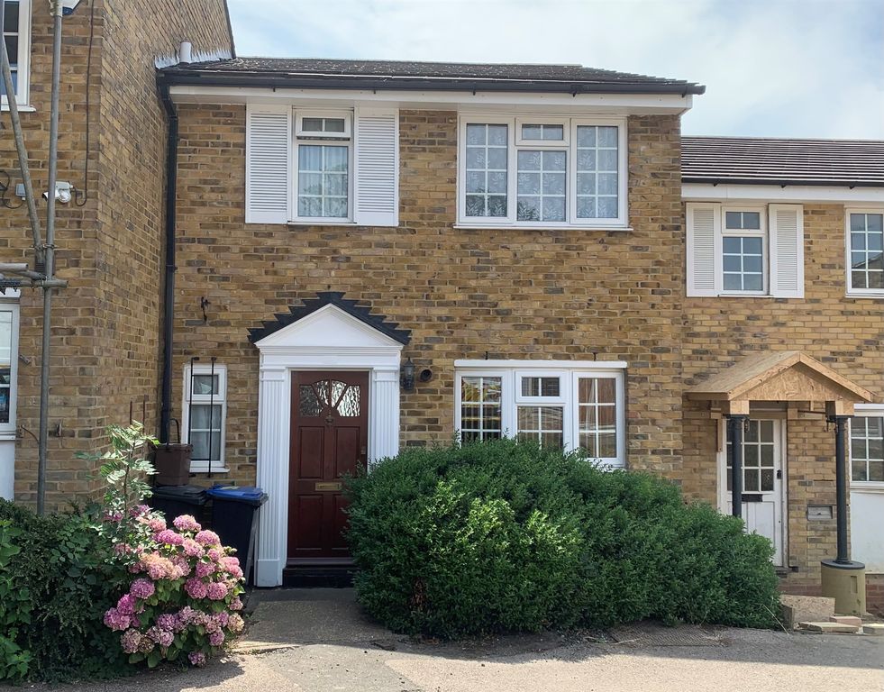 Property photo 1 of 3