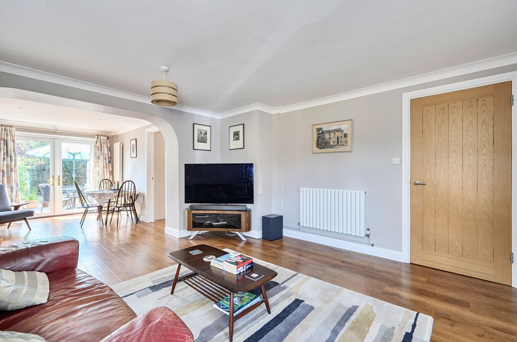 Property photo 3 of 19