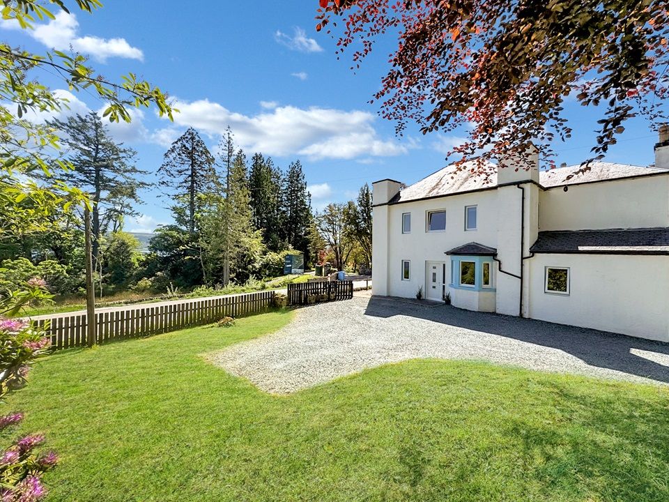 Property photo 1 of 35