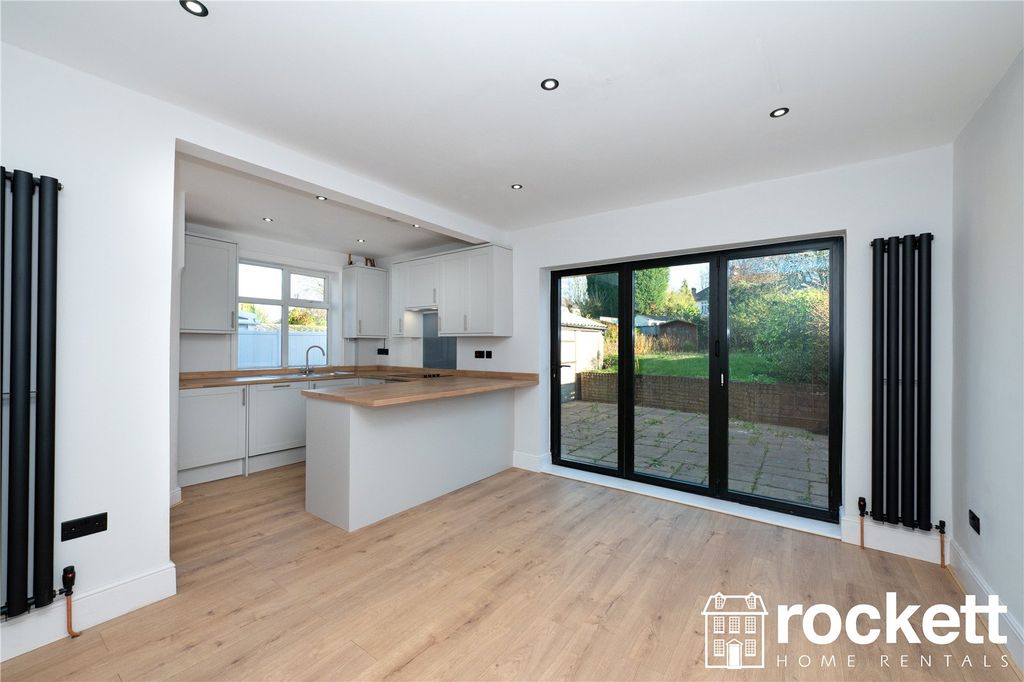 Property photo 3 of 29 Picture No. 14