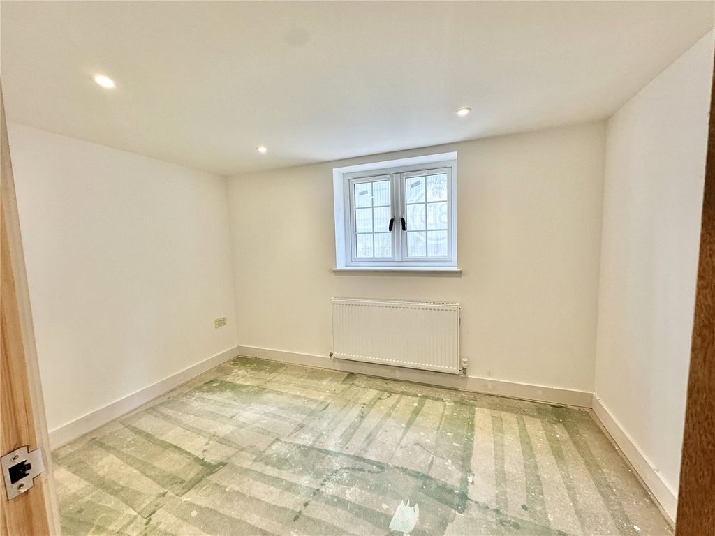 Property photo 3 of 5 Picture No. 03