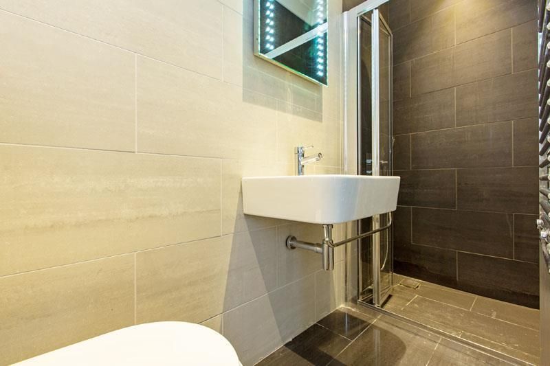Property photo 3 of 5 Bath.Jpg