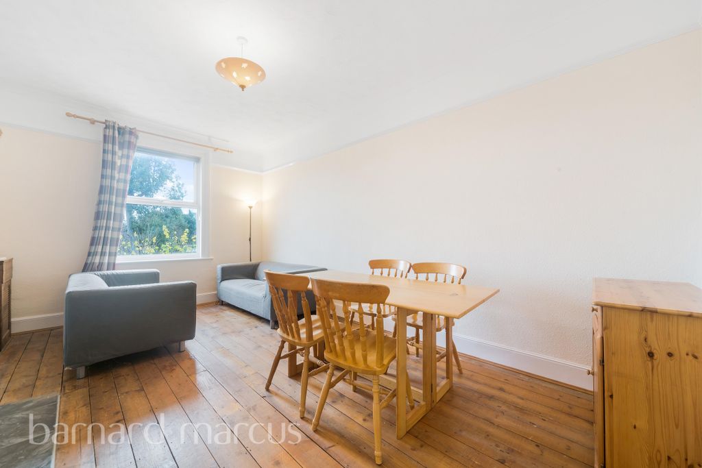 Property photo 2 of 8 Living Room