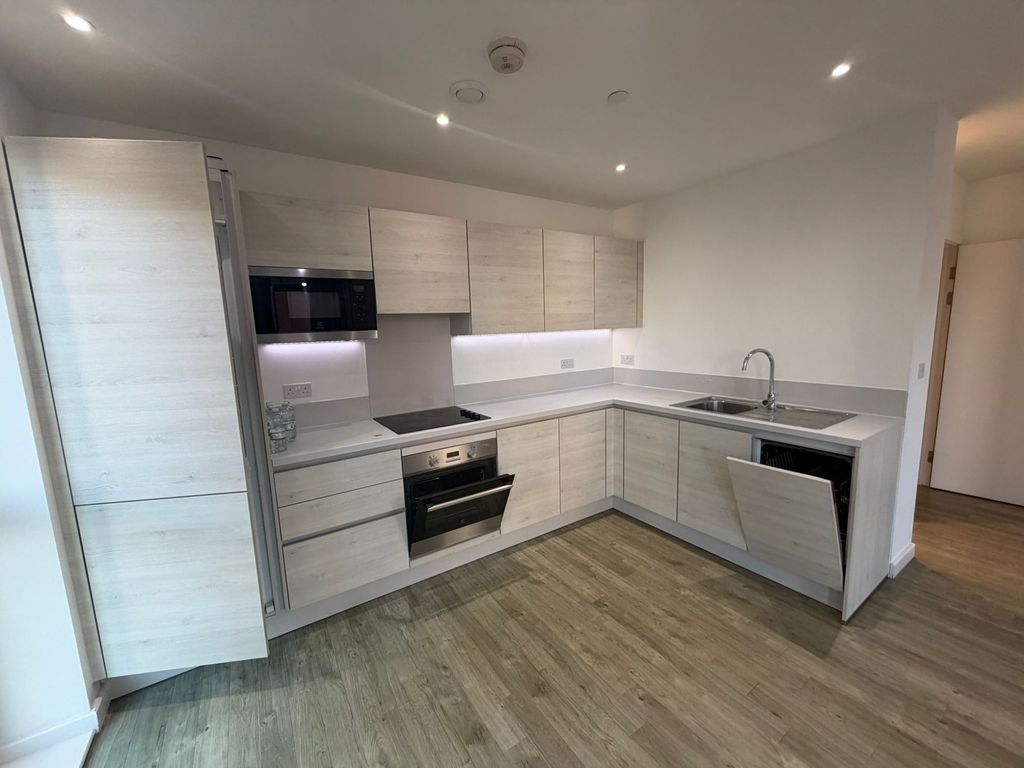 Property photo 3 of 9