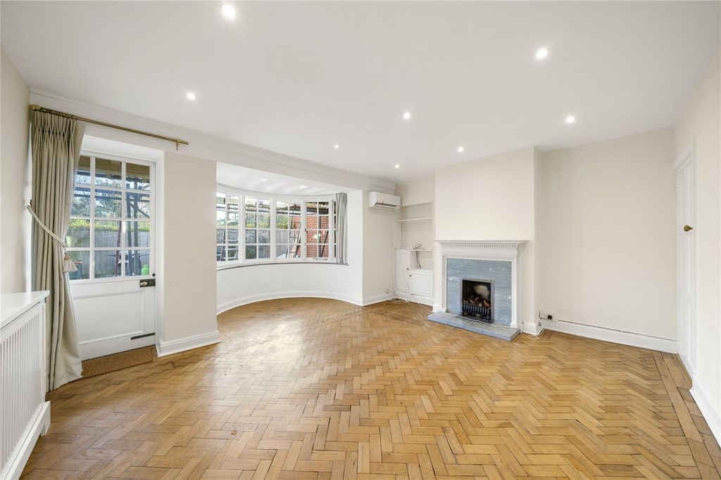 Property photo 2 of 15 Picture No. 02