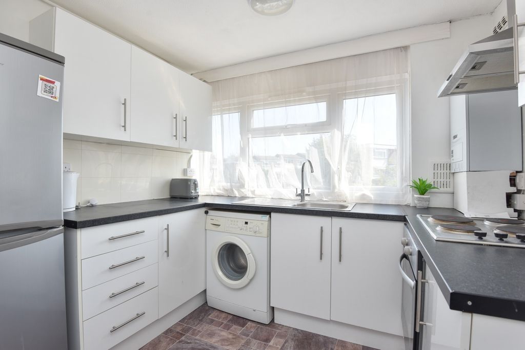 Property photo 1 of 15 5041411
