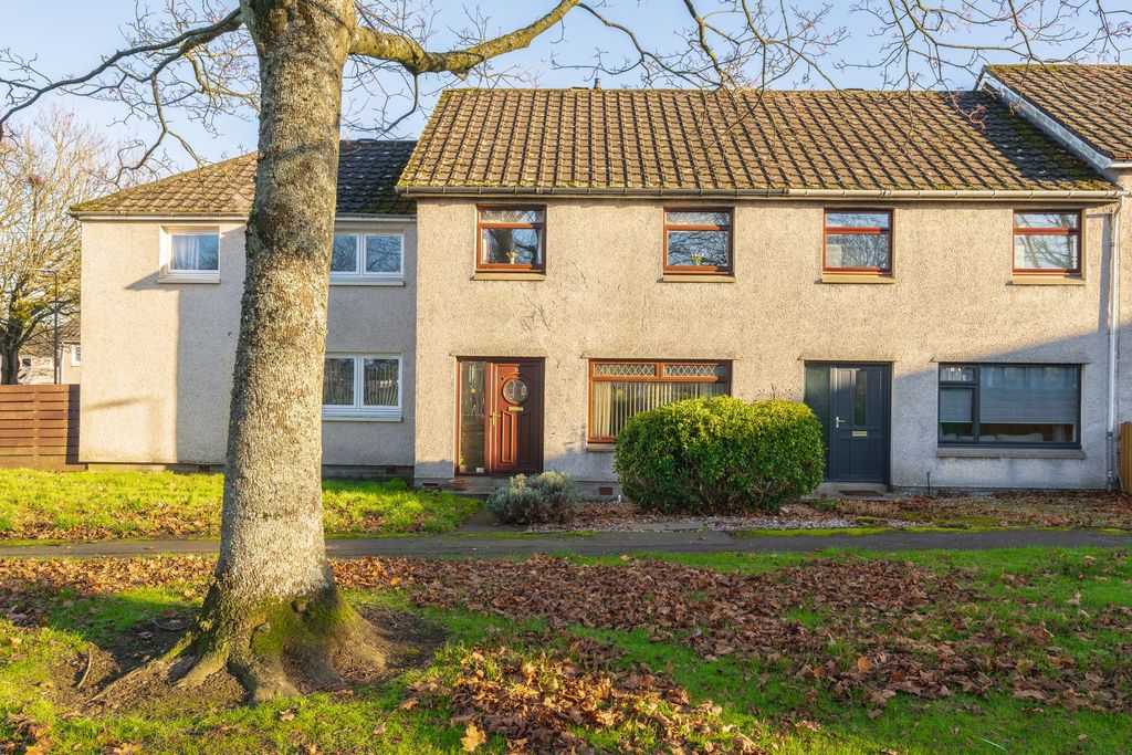 Property photo 1 of 21 Front View