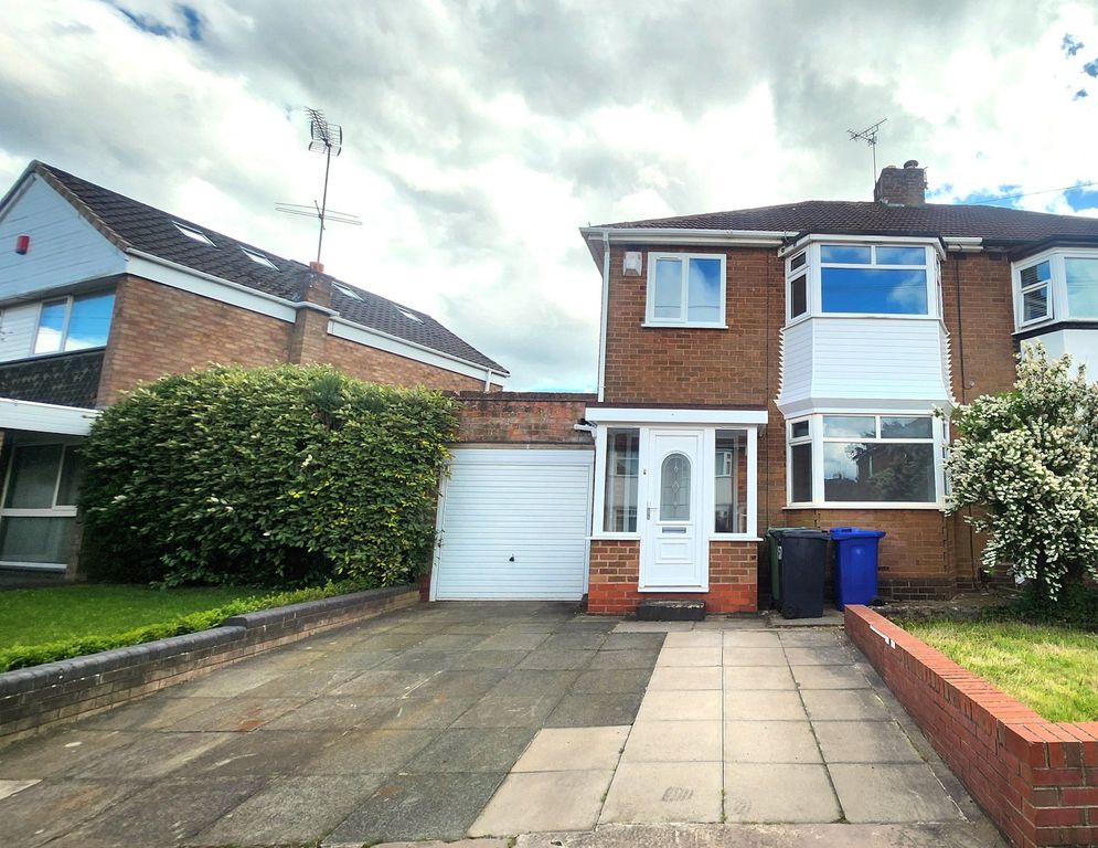 Property photo 1 of 13