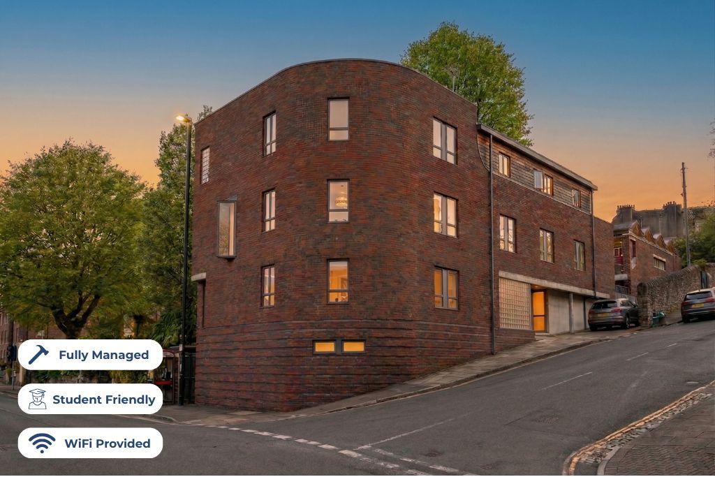 Property photo 1 of 6