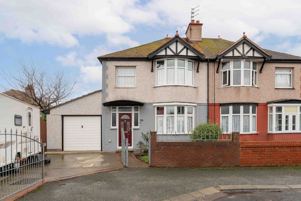 Property photo 1 of 8