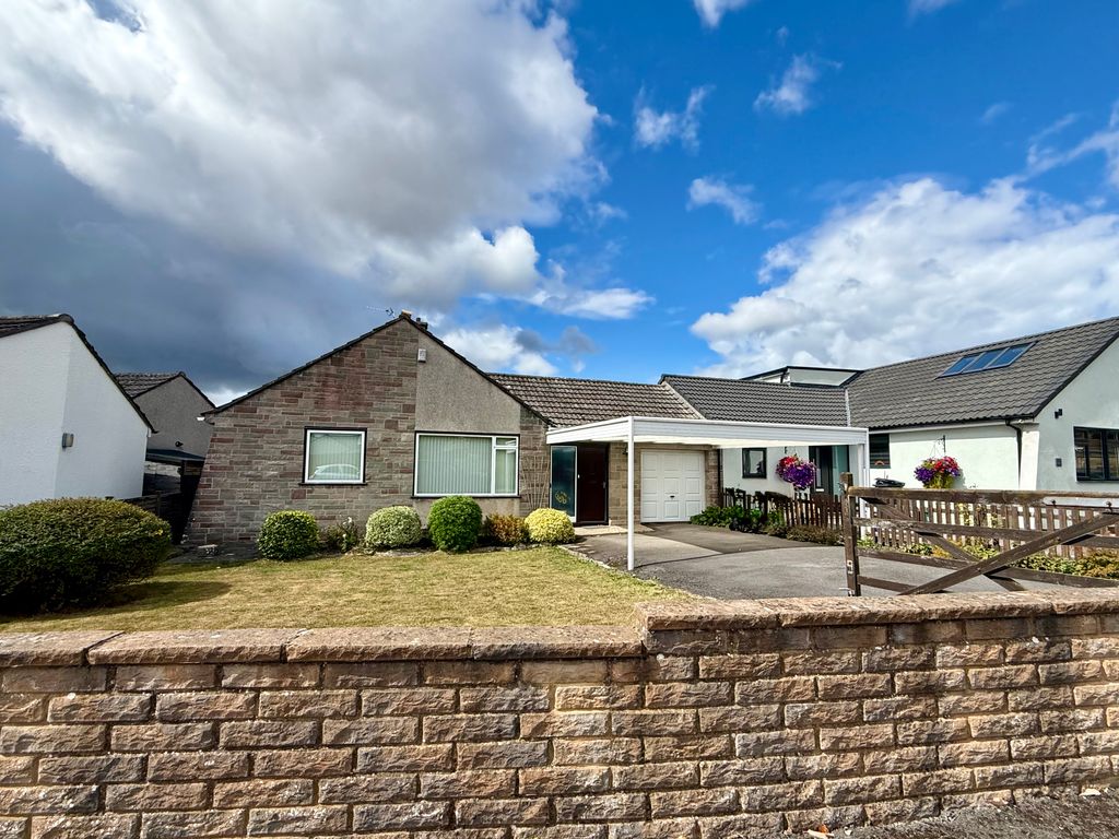 Property photo 1 of 16 Front View