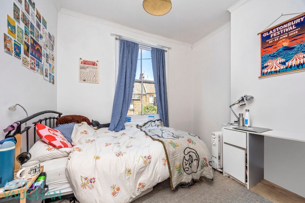 Property photo 3 of 10 4630932