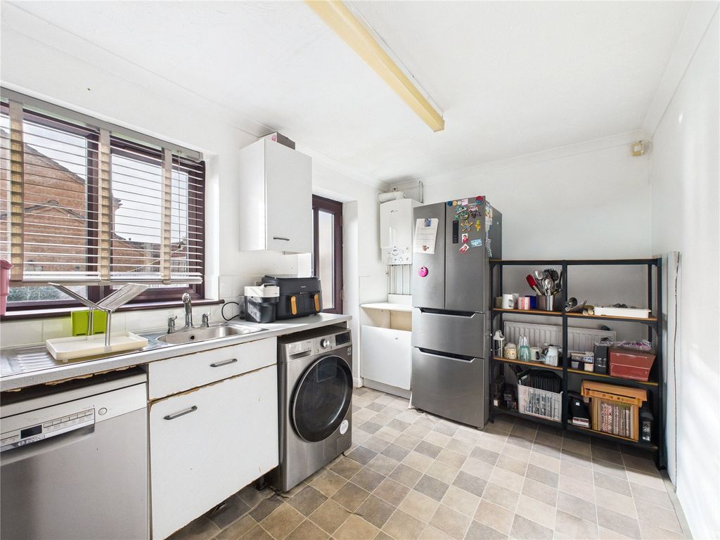 Property photo 3 of 11 Picture No. 05