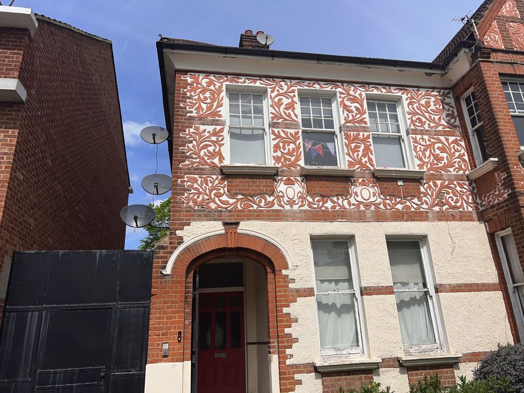 Property photo 1 of 1