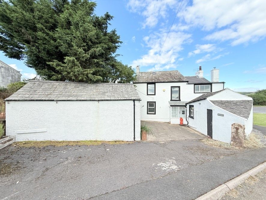 Property photo 2 of 20