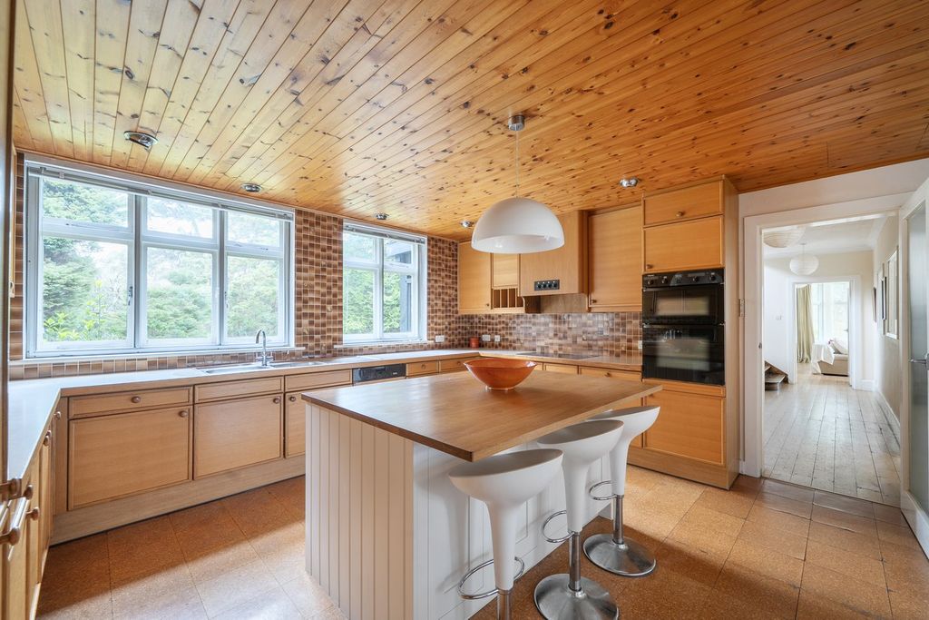 Additional image 11 of 6 bed detached house for saleLeven Avenue, Talbot Woods, Bournemouth BH4