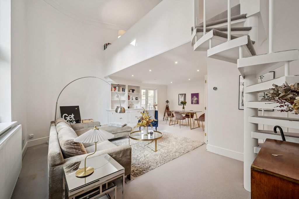 Property photo 1 of 12 Image