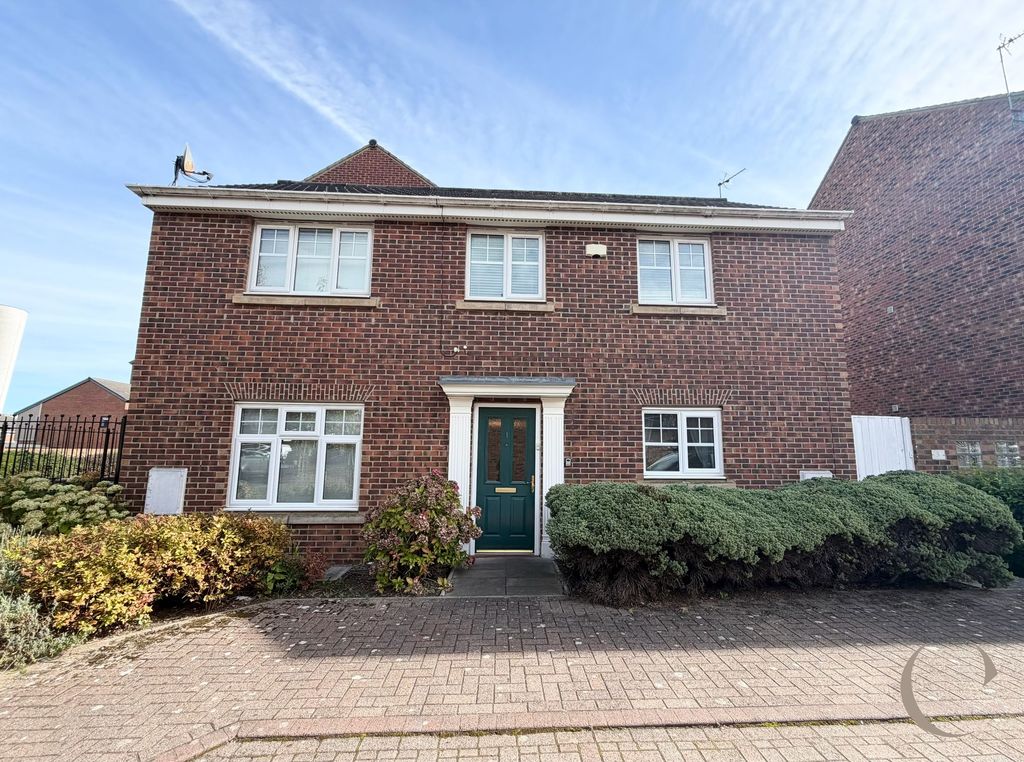 Property photo 1 of 11