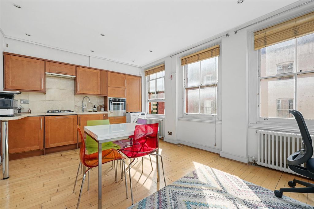 Property photo 3 of 10 9S4A8114.Jpg