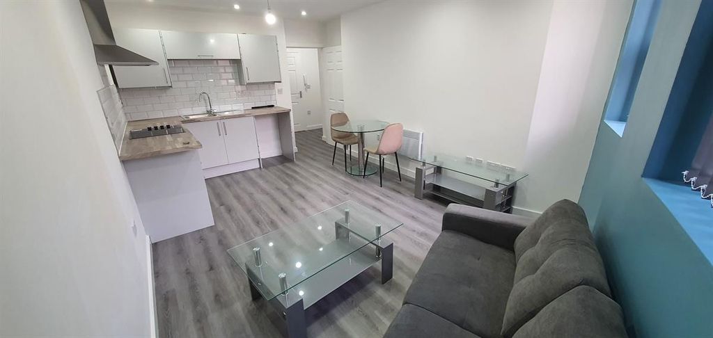 Property photo 3 of 8 Bright, Modern Living Room With Laminate Flooring,...