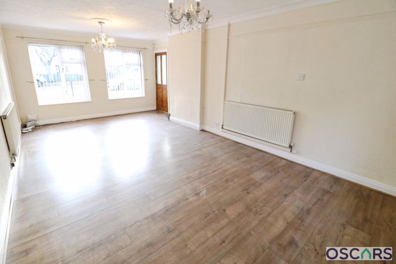 Property photo 2 of 12 Photo 3