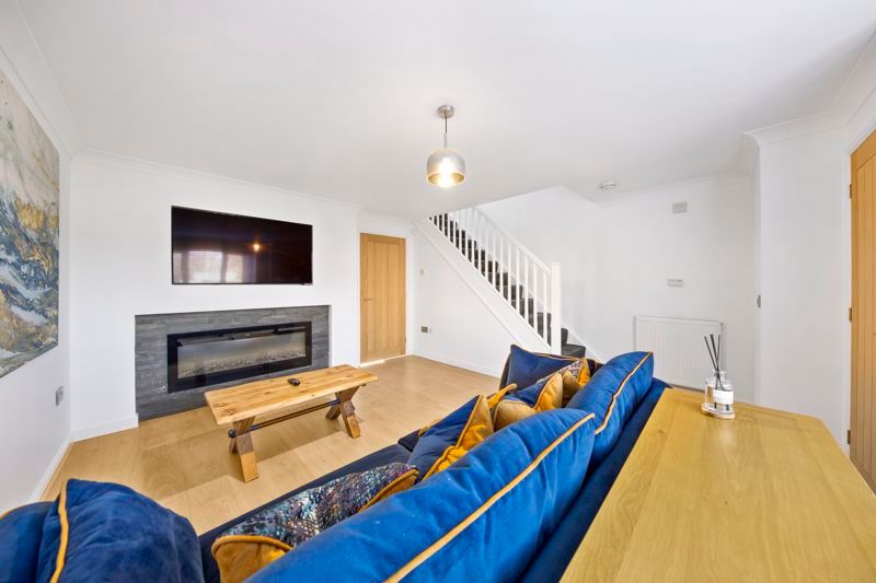 Property photo 3 of 27 Living Room