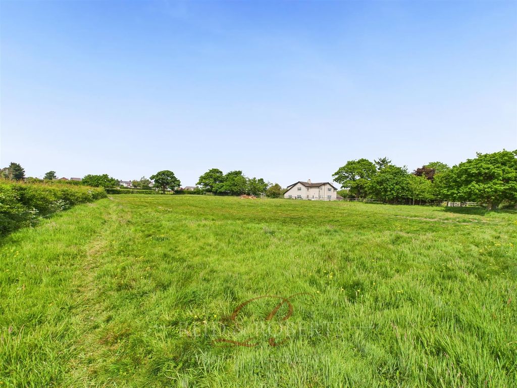Property photo 3 of 36 Cam03999G0-Pr0152-Still004.Jpg