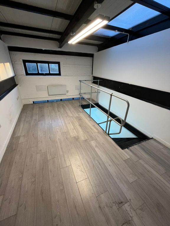 Property photo 2 of 3