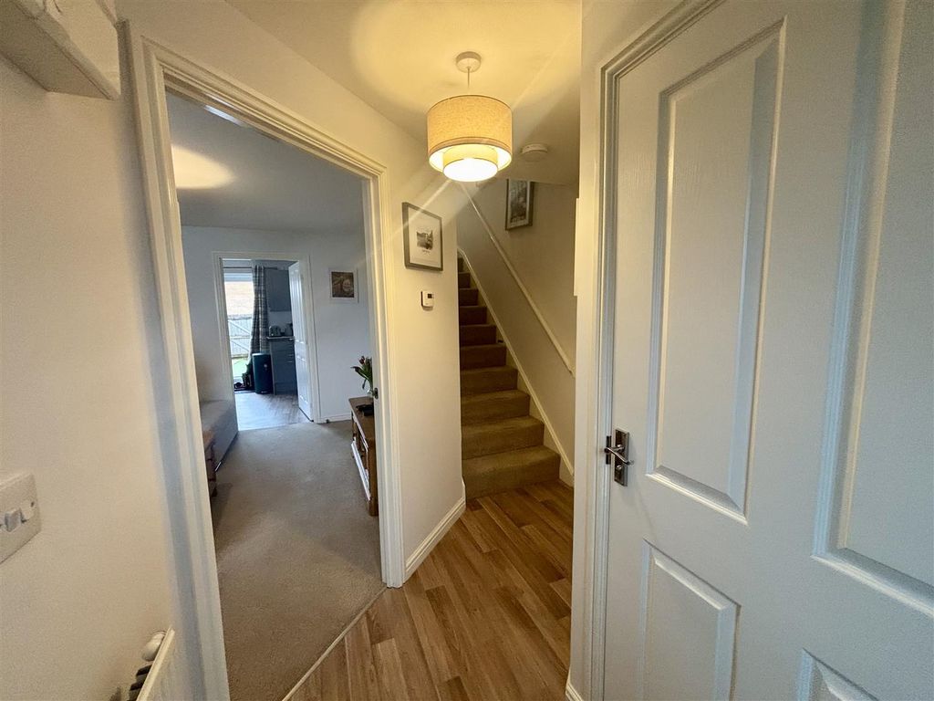 Property photo 3 of 26 Fullsizerender.Jpeg