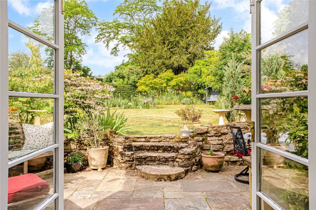 Property photo 3 of 40 Picture No. 79