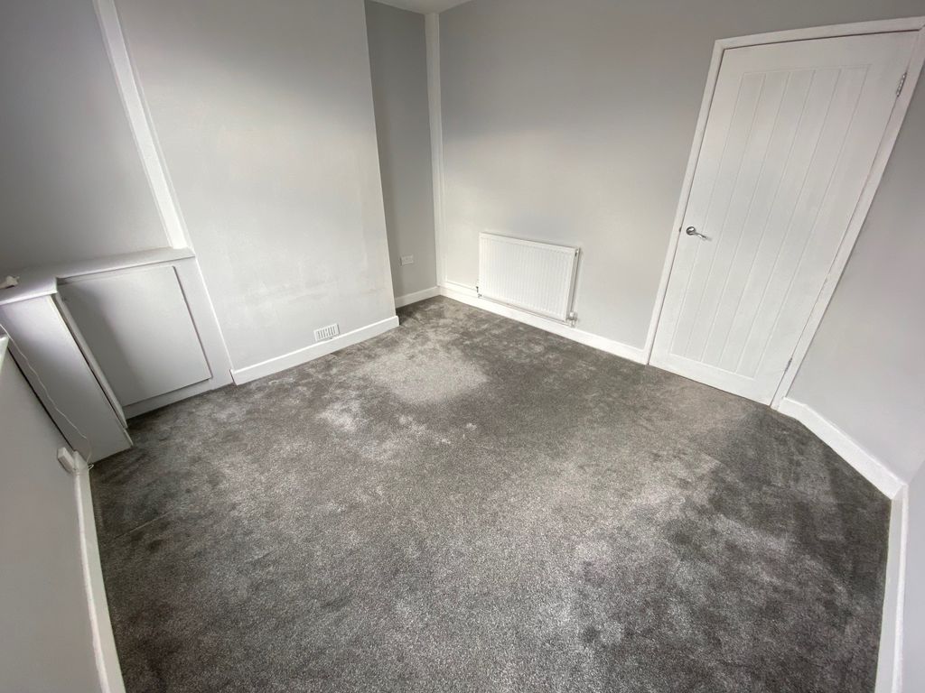 Property photo 3 of 12 Image