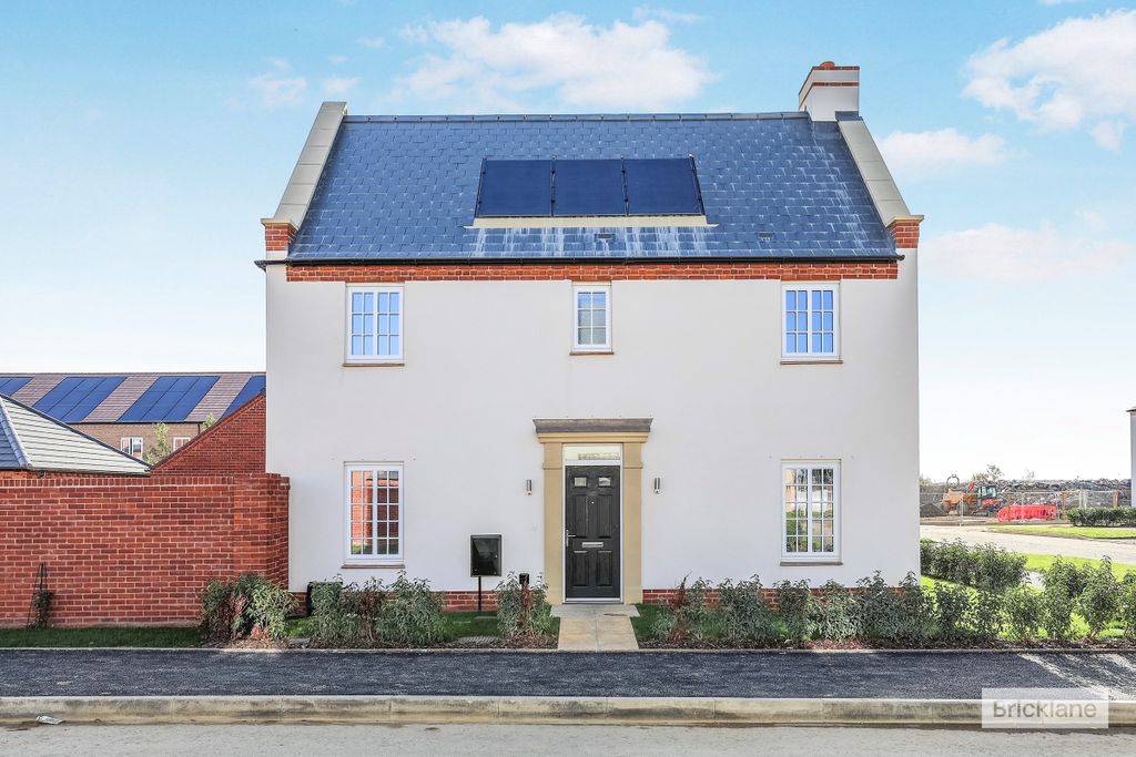 Property photo 1 of 15 Balcony