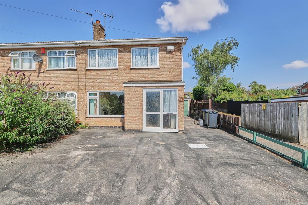Property photo 1 of 10 Outlands Drive_9.Jpg