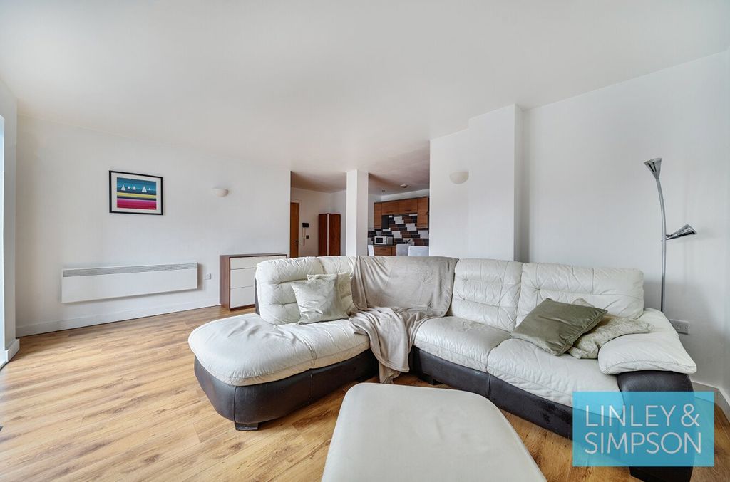 Property photo 1 of 10 Picture No. 06