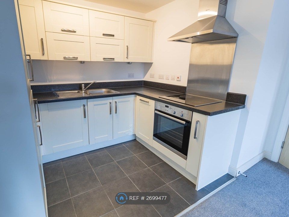 Property photo 3 of 14