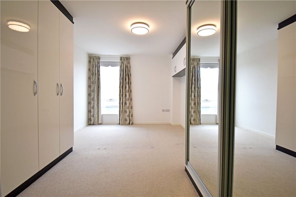Property photo 3 of 9 Picture No. 11