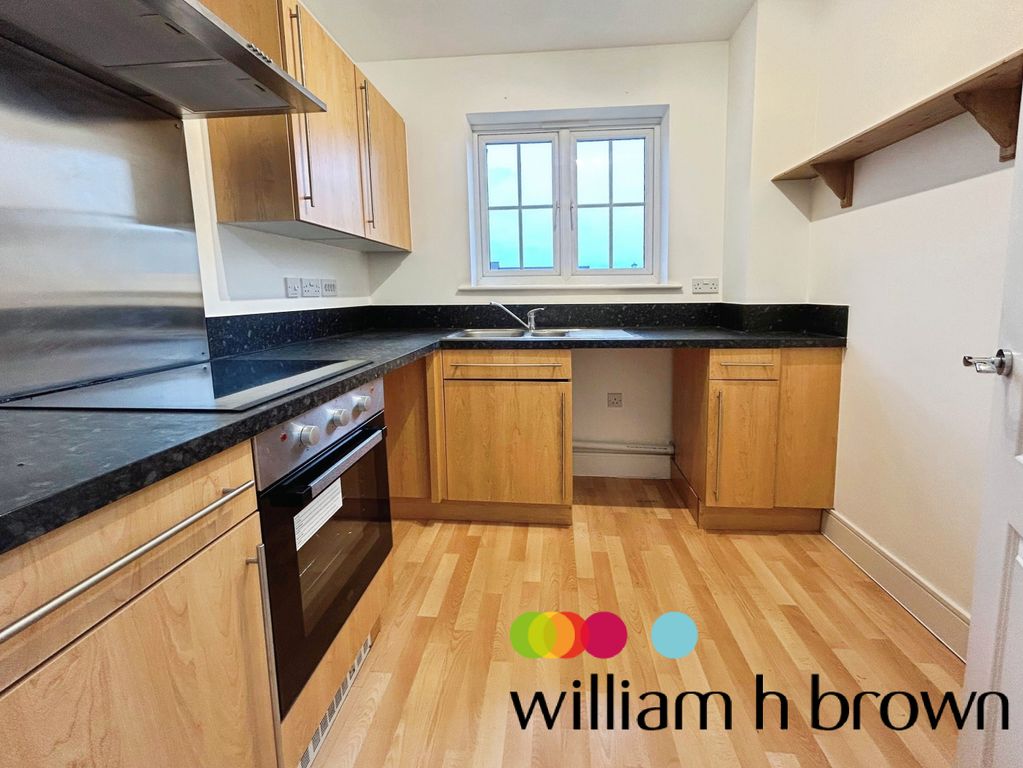 Property photo 2 of 8 Kitchen