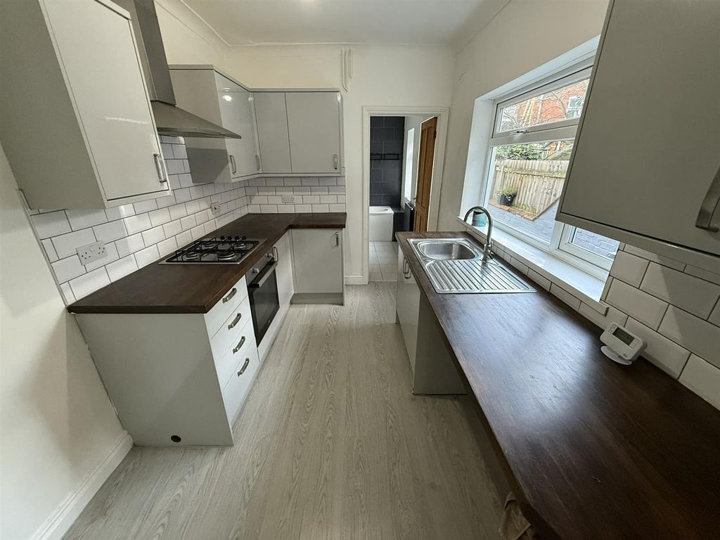 Property photo 3 of 10 Img_1981.Jpeg