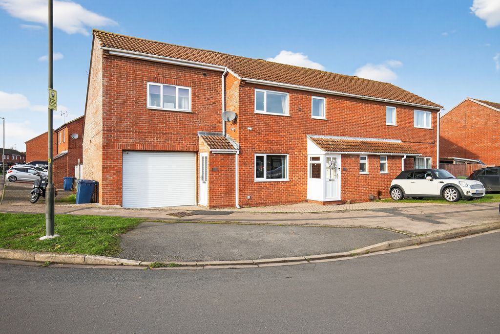 Property photo 1 of 22