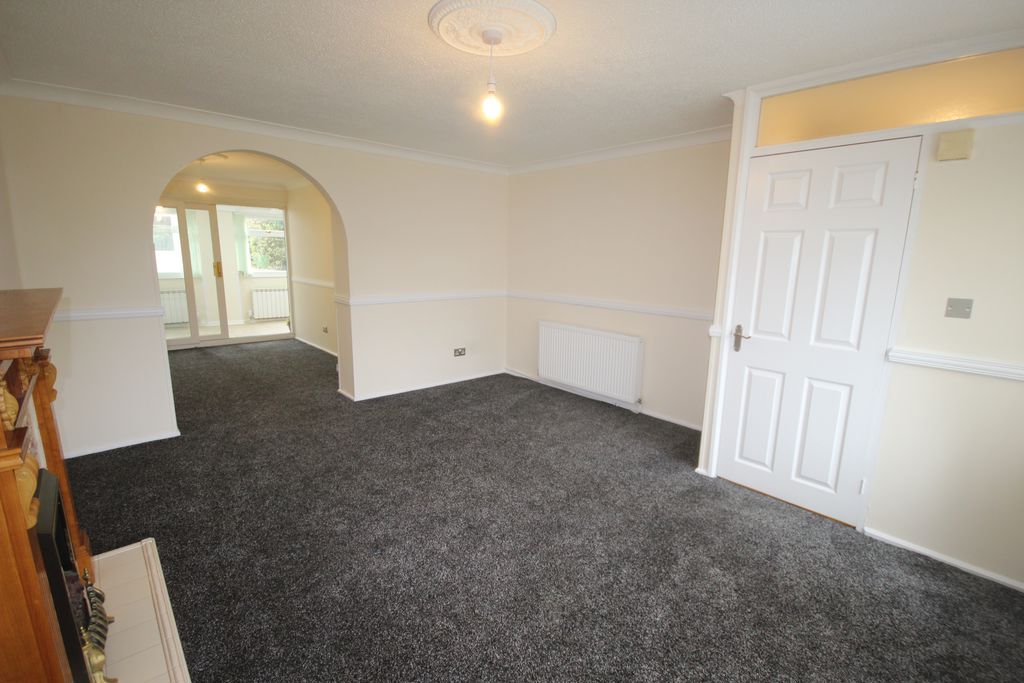 Property photo 3 of 14 Photo 1