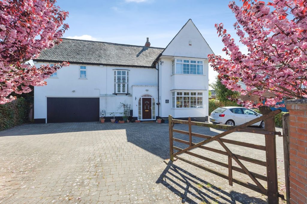 Property photo 1 of 30 Pbox-Img.Jpg