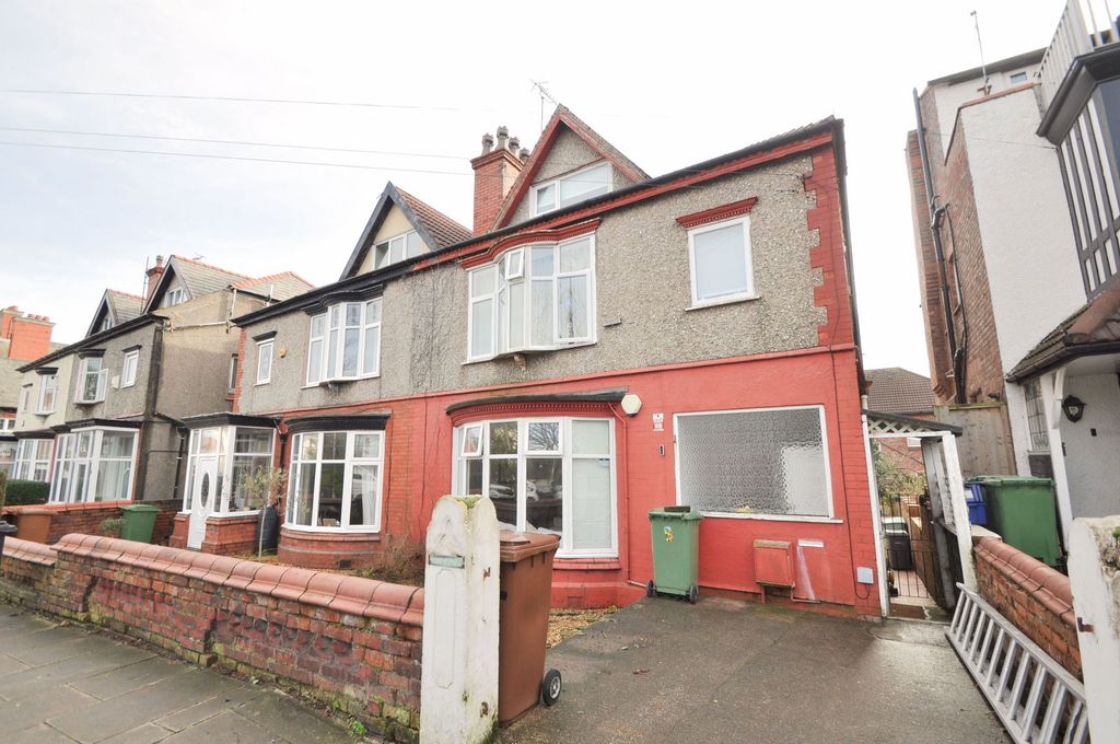 Property photo 1 of 21