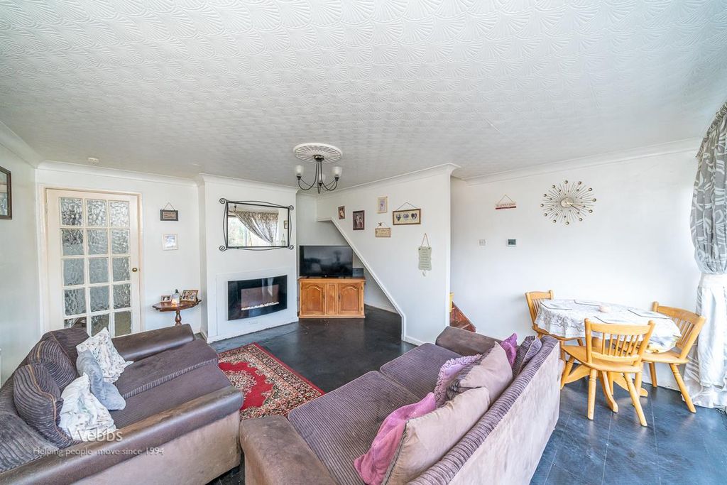 Property photo 3 of 20 Â© Webbs Estate Agents Â© (16 Of 21).Jpg